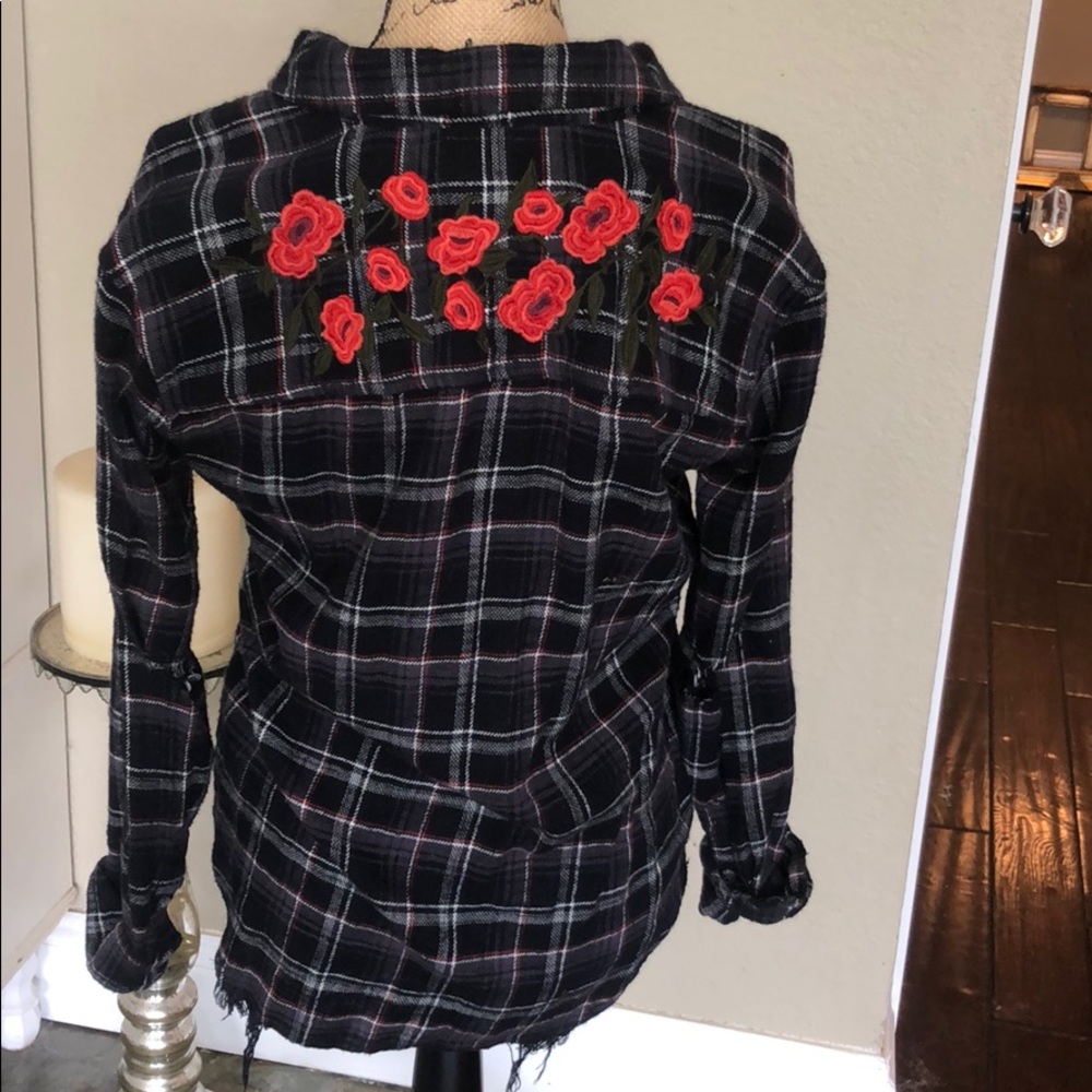 Flannel - Picture 2 of 3